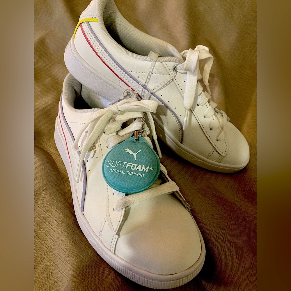NWT Womens Puma Tennis Shoes